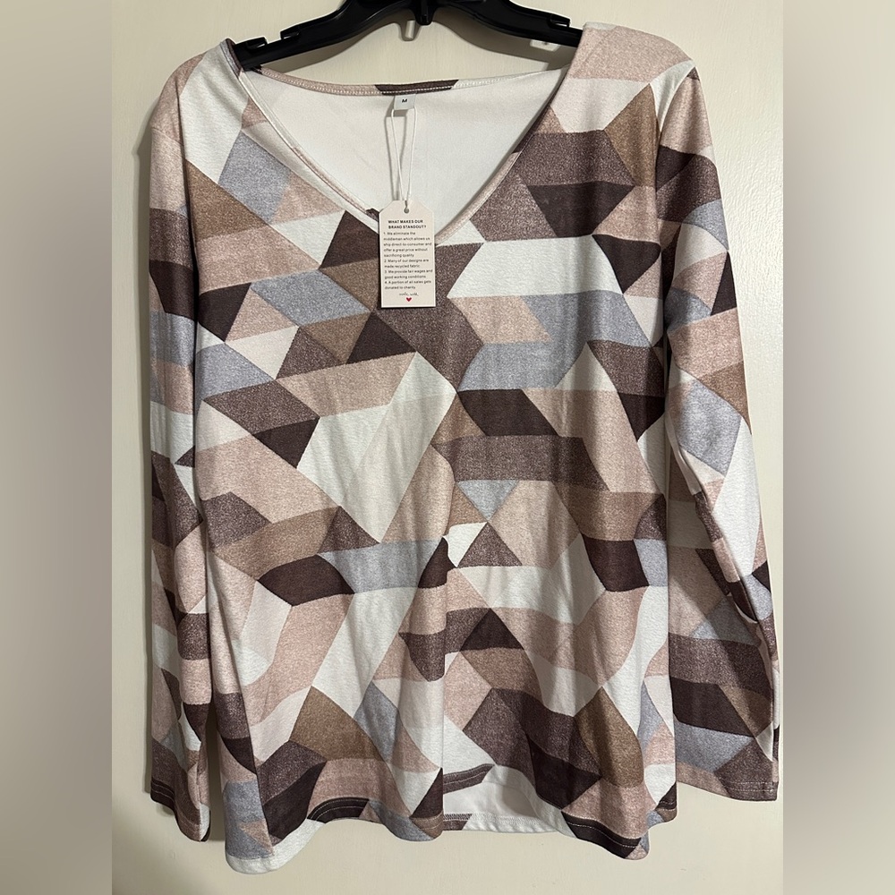 Geometric Patterned Long Sleeve Top